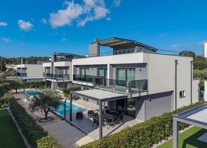 Centinera - Happy ヴィラ *