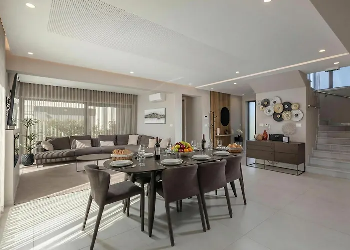 ヴィラ Centinera - Happy プーラ