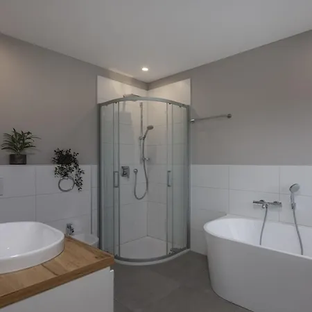 Centinera With Private Pool - Happy Villa Pula