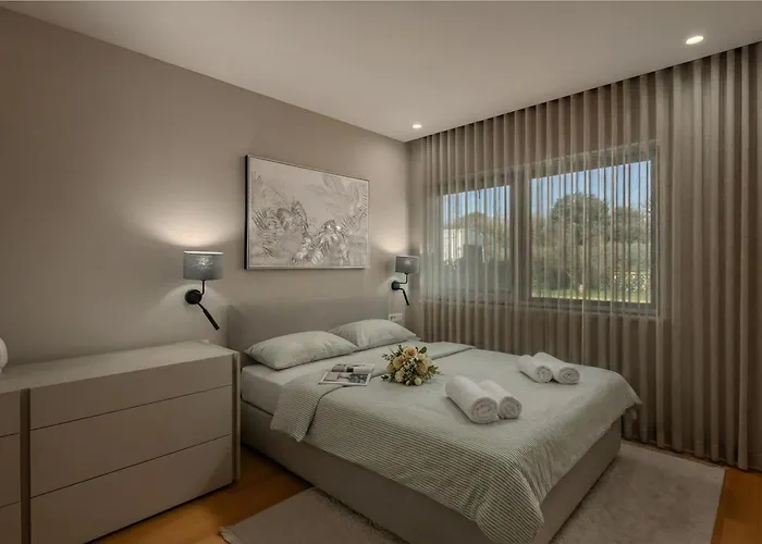 Centinera - Happy * Pula